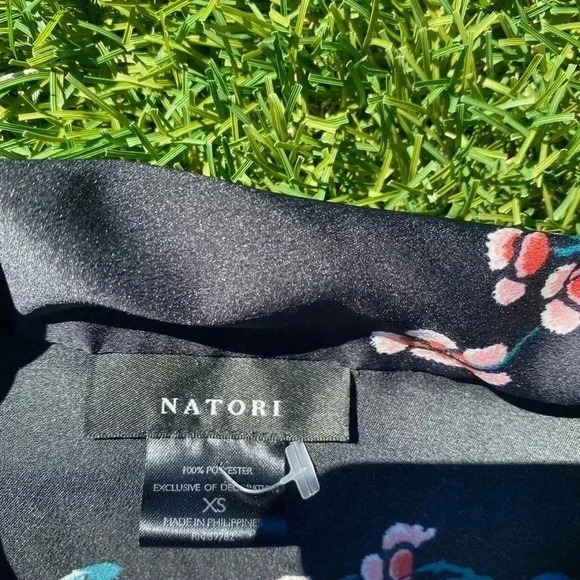 Natori Floral Pajama Top Black xs - Picture 2 of 3
